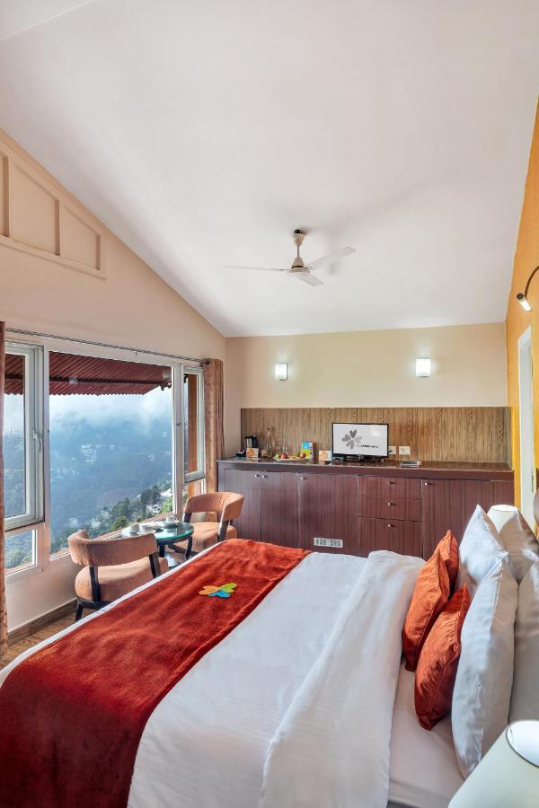 Club Mahindra Mussoorie Hotel Exterior photo