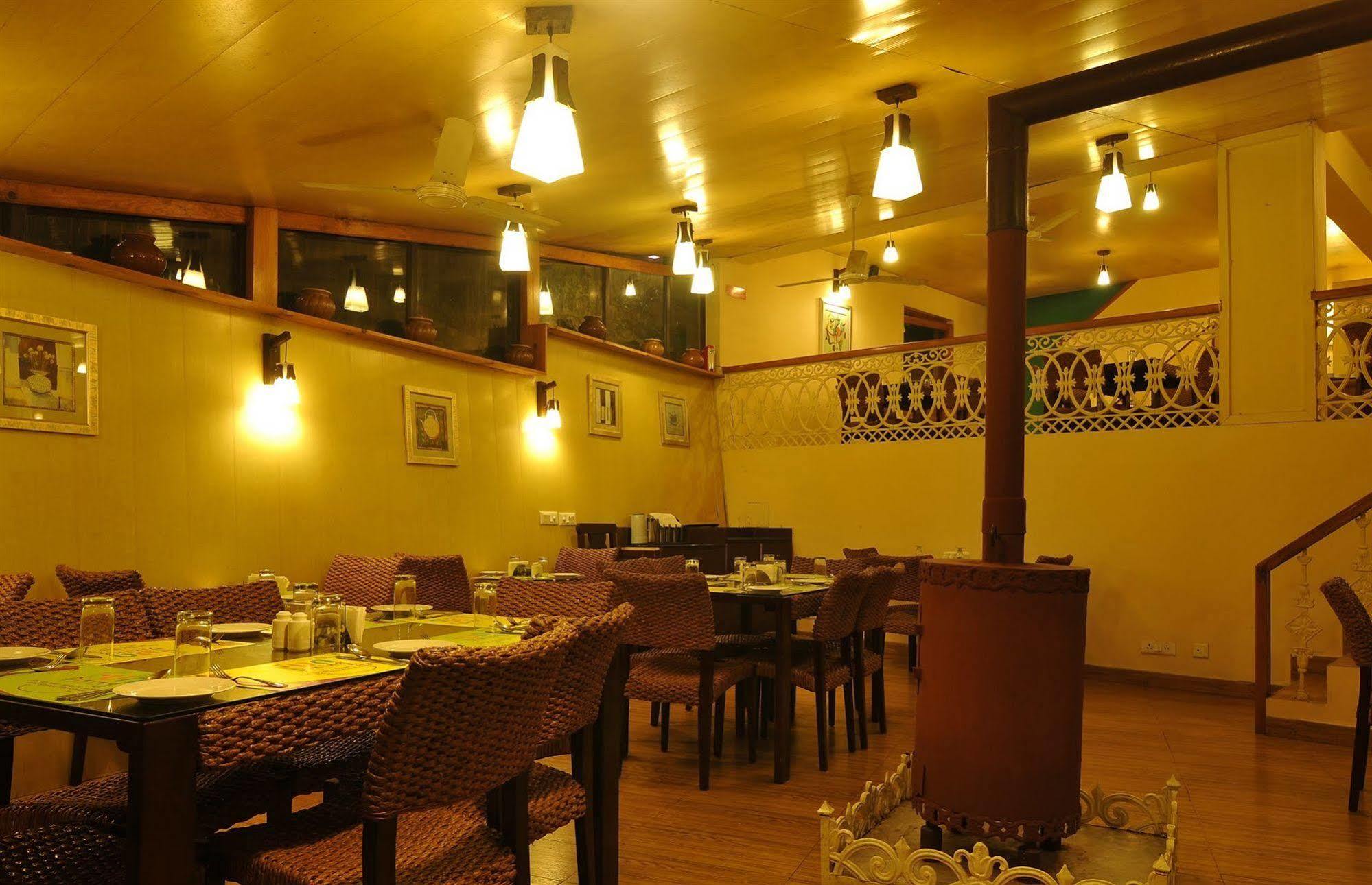 Club Mahindra Mussoorie Hotel Exterior photo